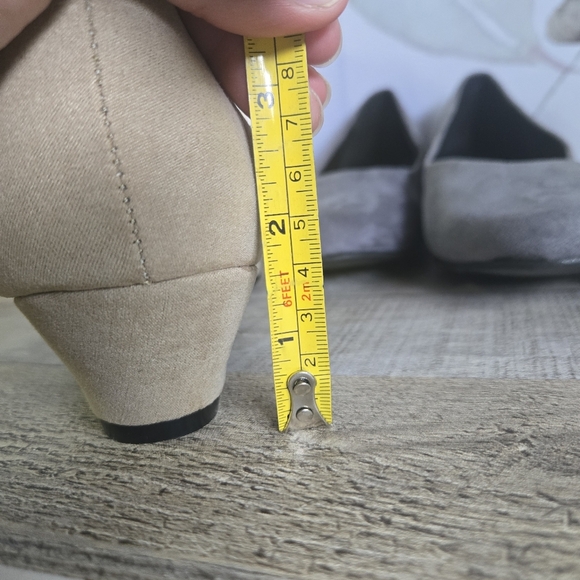 ANGEL STEPS | NWOT Set of 2 Short Heel Shoes in Gray & Tan sz 10M - Picture 10 of 11